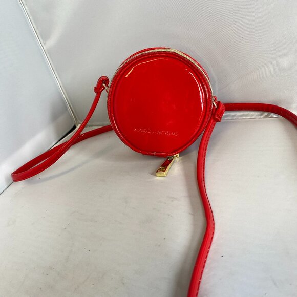 MARC JACOBS Patent Leather circle red Crossbody Bag - Picture 1 of 3